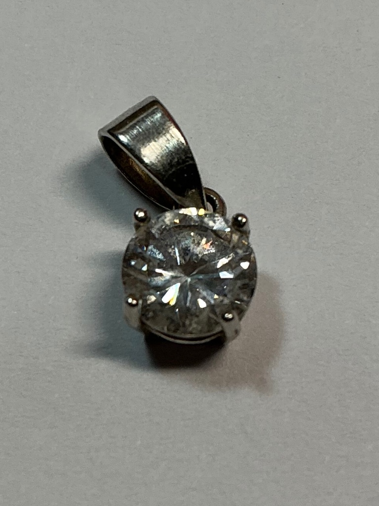 Ati Petite Sterling Silver Pendant With A Clear Faceted Stone